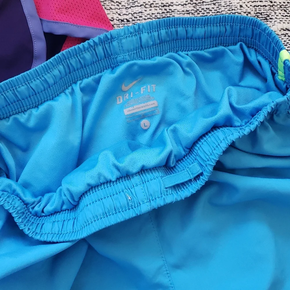 Nike & Under Armour Shorts Bundle XS - Picture 4 of 10